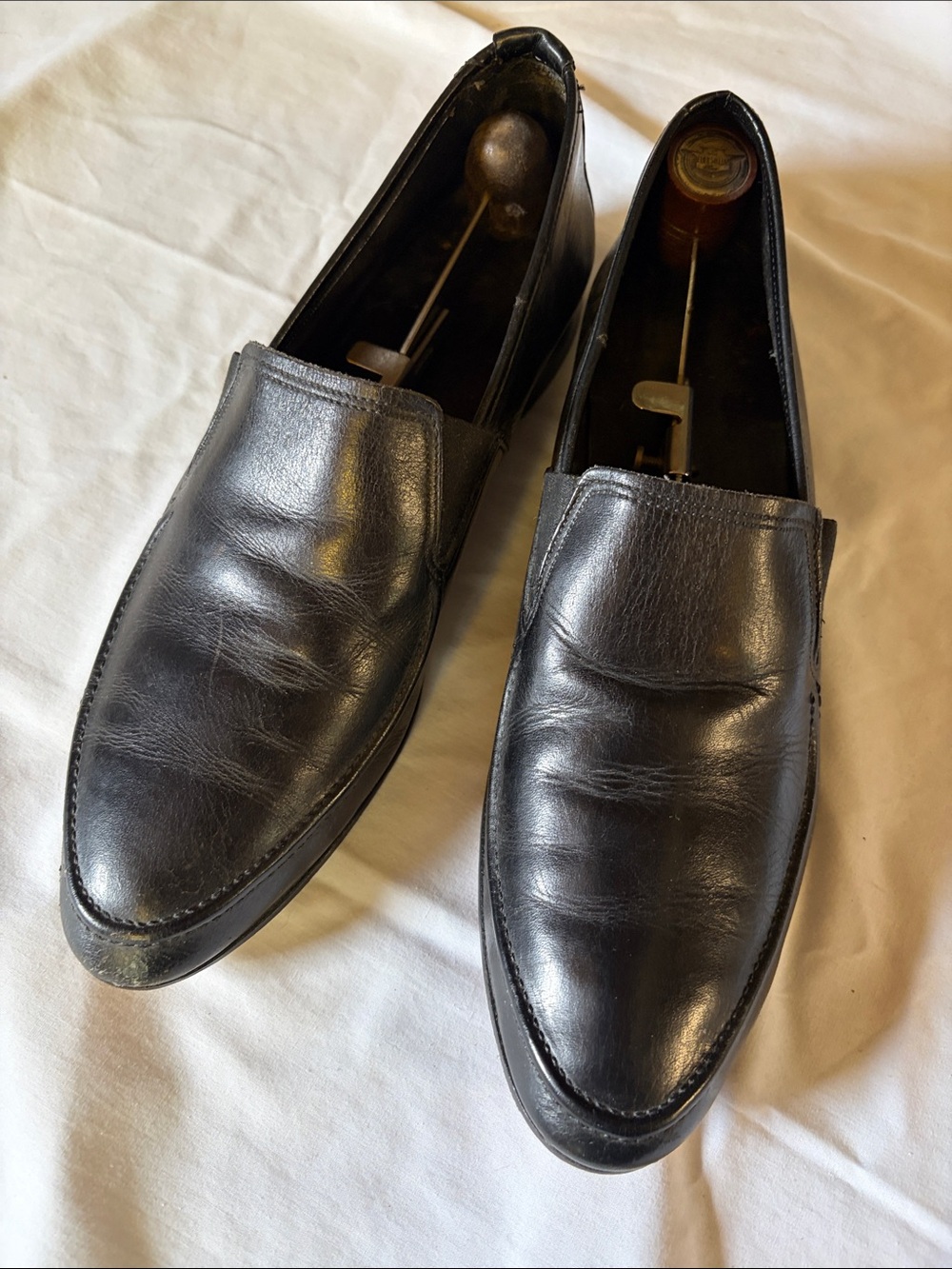 Rare. Italian leather Black Leather Slip-On Loafers - Men's